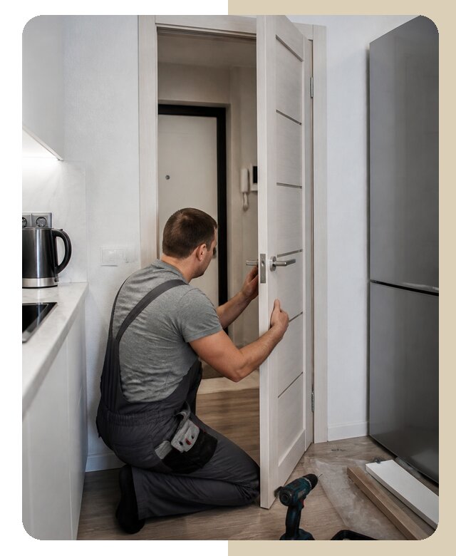 Установка двери на кухню в Челябинске по цене от 4640 р. | ДвериЛегко-Члб